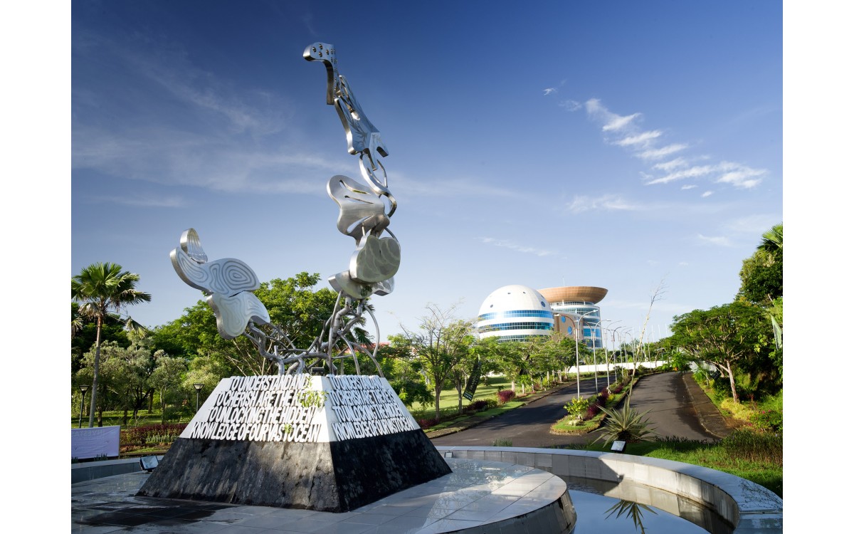 Novotel Manado Golf Resort and Convention Center